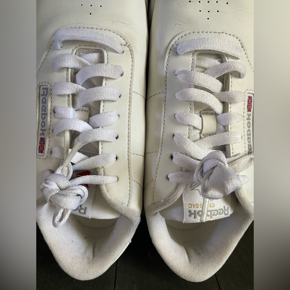 Reebok Princess classic white tennis shoes sneakers Size 8 - Picture 2 of 11
